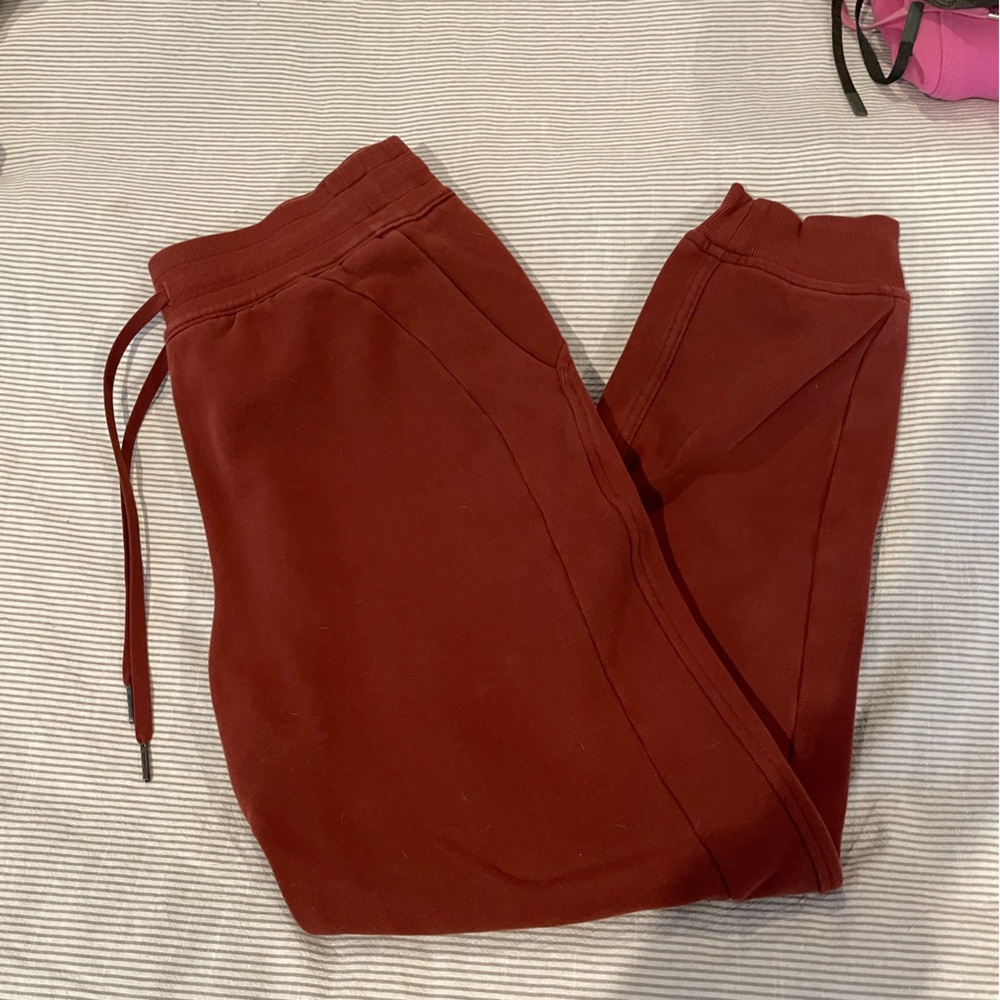 Lululemon scuba joggers